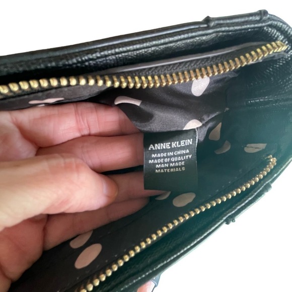 Anne Klein Bar It All Tote Shoulder Bag - Picture 11 of 12